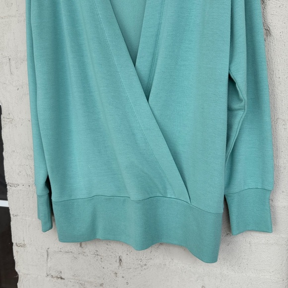Athleta Purana Seafoam Green V-Neck Wrap Sweatshirt Size Small - Picture 5 of 12
